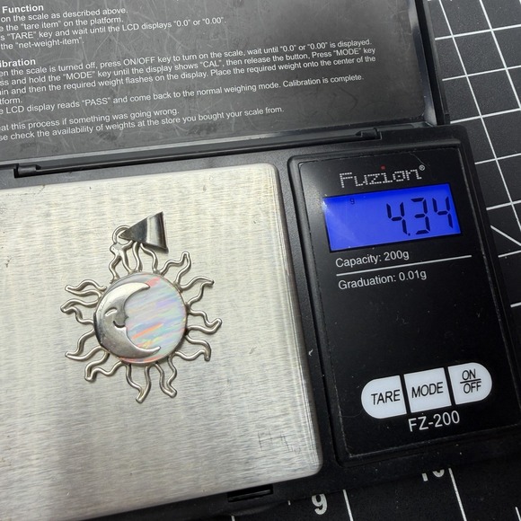 Sterling Silver Mexico Sun Ray Moon Face Eclipse Celestial Pendant Fire Opal 925 - Picture 3 of 6